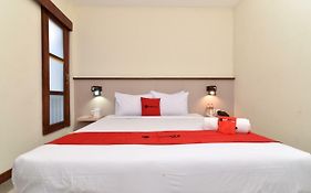 Reddoorz Near Legian Street